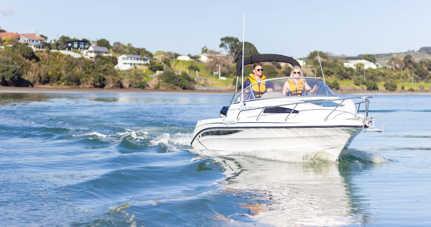 Lifejacket safety signage
